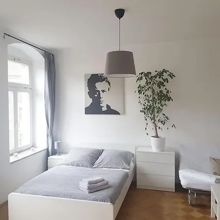 Studio In Dresden Neustadt Louisenstrasse Buitenkant foto