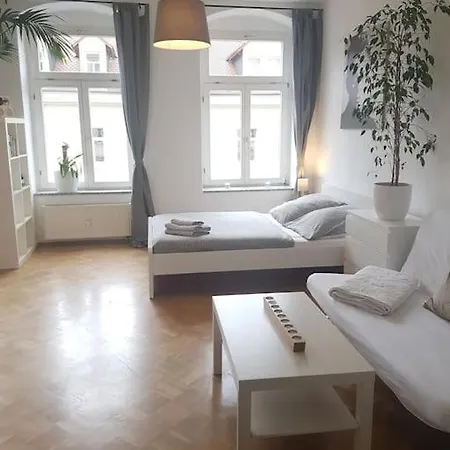 Studio In Dresden Neustadt Louisenstrasse Buitenkant foto