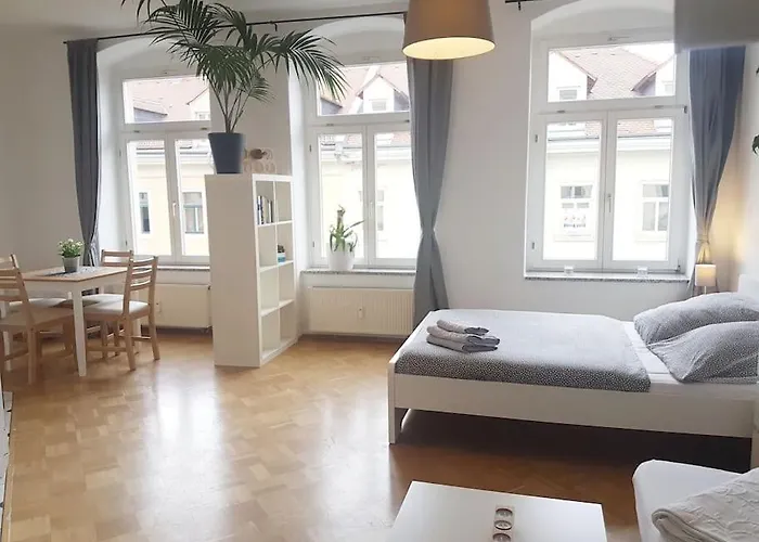 Studio In Dresden Neustadt Louisenstrasse